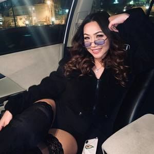 Meet your Posher, Trinnie